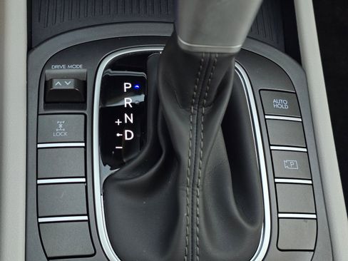 Certified 2025 Hyundai Kona SEL AWD/4WD image 21