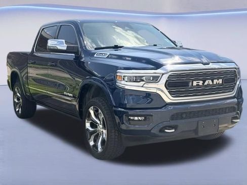 Used 2024 RAM 1500 Limited AWD/4WD image 3