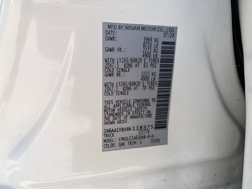 Used 2024 Nissan Titan SV w/ SV Convenience Package AWD/4WD image 30