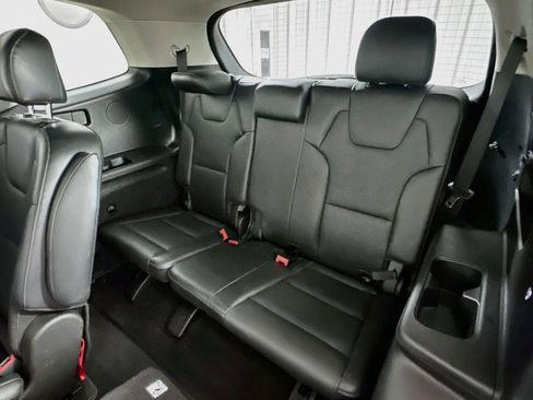 Used 2022 Kia Telluride S AWD/4WD image 31