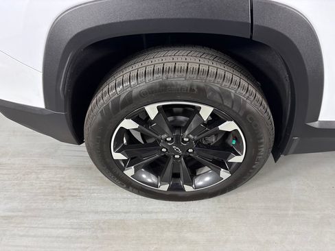 Certified 2026 Chevrolet Equinox RS w/ Safety and Technology Package FWD image 13