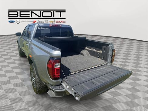 Used 2023 GMC Canyon AT4 w/ AT4 Premium Package AWD/4WD image 1