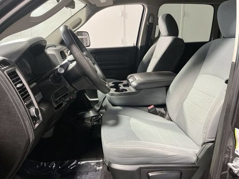 Used 2018 RAM 2500 Tradesman w/ Chrome Appearance Group AWD/4WD image 14