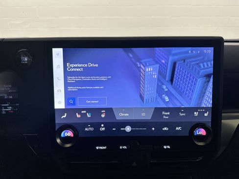 Used 2025 Lexus GX 550 w/ Accessory Package (2T) image 17