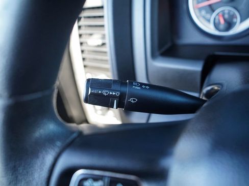 Used 2019 RAM 1500 Express w/ Express Value Package AWD/4WD image 31