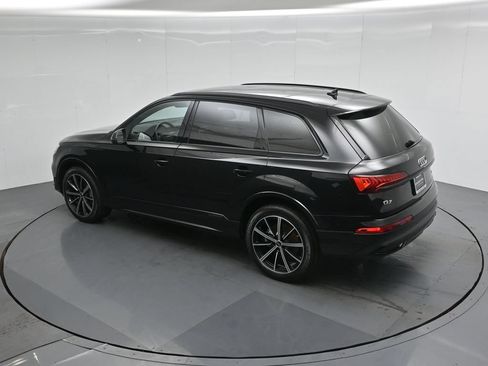 Used 2022 Audi Q7 3.0T Premium Plus w/ Premium Plus Package AWD/4WD image 43