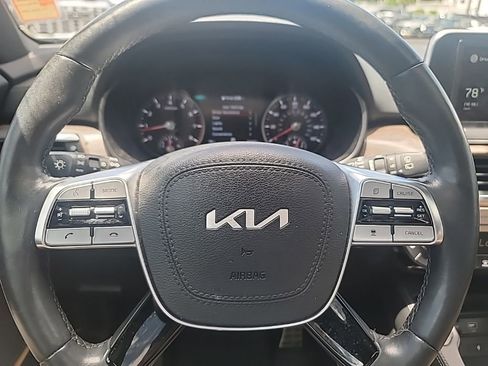 Used 2022 Kia Telluride SX w/ Nightfall Edition Package AWD/4WD image 15