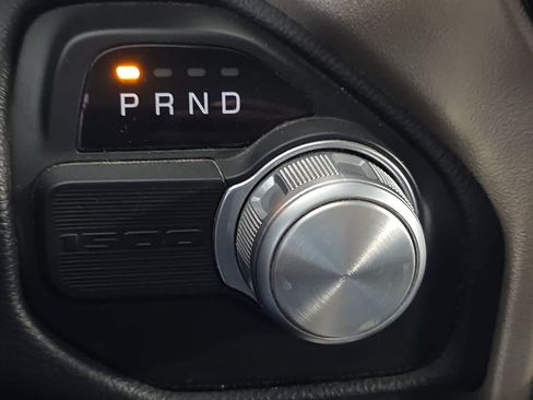 Used 2019 RAM 1500 Laramie RWD image 23