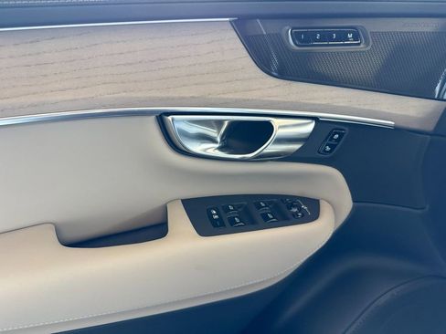 New 2026 Volvo XC90 T8 Plus image 10