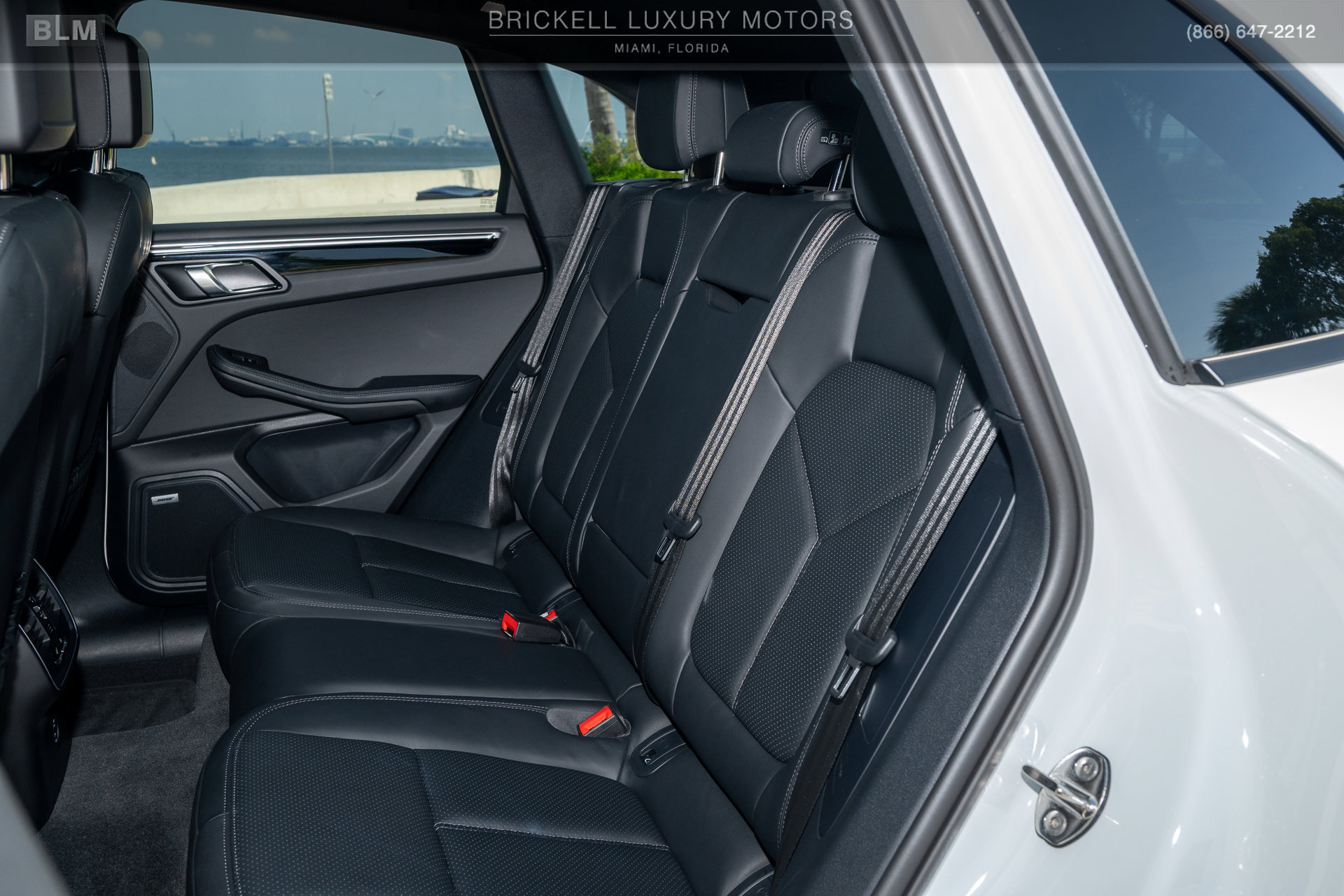 Used 2024 Porsche Macan w/ Premium Plus Package AWD/4WD image 20