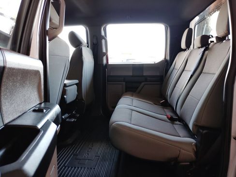 Used 2022 Ford F250 XL w/ Power Equipment Group RWD image 21
