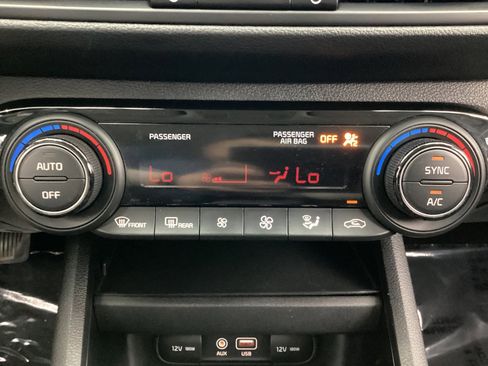 Used 2019 Kia Forte LXS FWD image 35