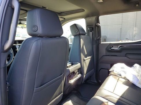 New 2026 GMC Sierra 1500 AT4 w/ AT4 Premium Package AWD/4WD image 11