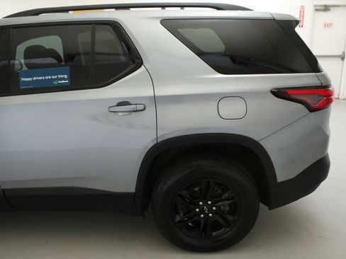 Certified 2023 Chevrolet Traverse LT w/ Midnight/Sport Edition AWD/4WD image 5