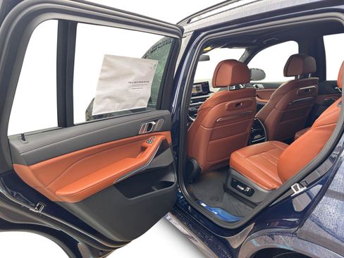 New 2026 BMW X7 M60i image 22