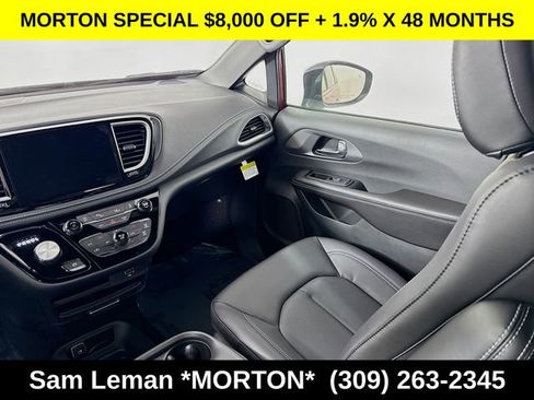 New 2026 Chrysler Pacifica Select w/ S Appearance Package FWD image 21