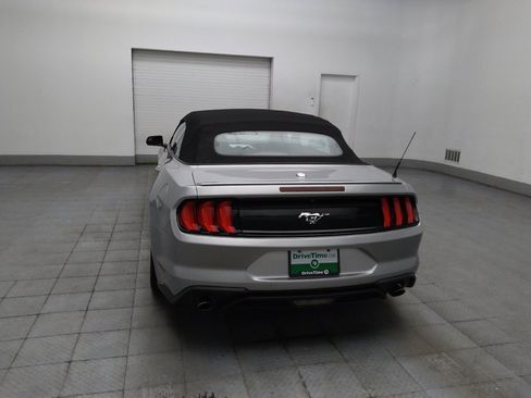 Used 2020 Ford Mustang Premium RWD image 6