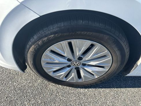 Used 2020 Volkswagen Jetta S image 10