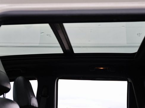 Used 2021 Jeep Compass 80th Special Edition w/ Sun and Sound Group image 18