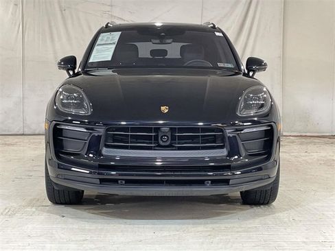 Certified 2025 Porsche Macan image 52