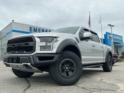 Used 2018 Ford F150 Raptor w/ Equipment Group 802A Luxury AWD/4WD image 7