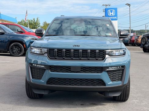 New 2026 Jeep Grand Cherokee Limited w/ Limited Altitude Package AWD/4WD image 5