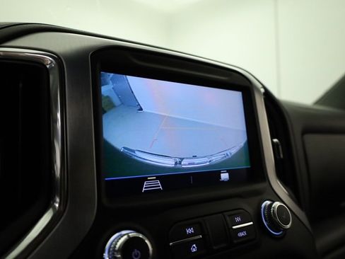 Used 2022 GMC Sierra 1500 Elevation w/ X31 Off-Road Package image 18