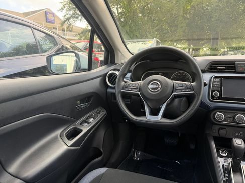 Used 2025 Nissan Versa SV FWD image 26