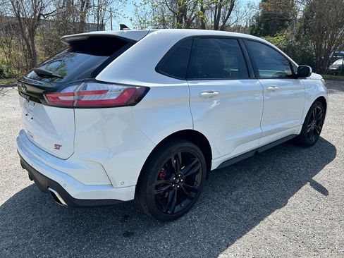 Used 2024 Ford Edge ST w/ Equipment Group 401A AWD/4WD image 6