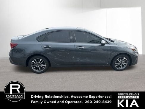 Certified 2023 Kia Forte LXS w/ LXS Technology Package image 6