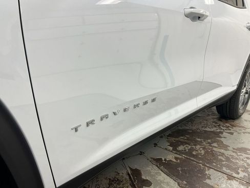 New 2026 Chevrolet Traverse LT w/ Driver Confidence Package FWD image 27