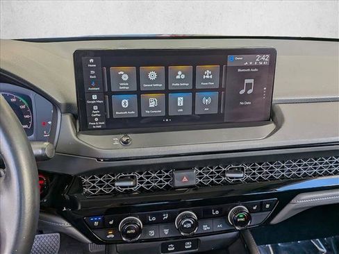 Used 2024 Honda Accord Touring image 13
