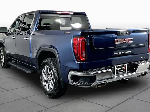 Used 2022 GMC Sierra 1500 SLT w/ SLT Premium Plus Package AWD/4WD image 11