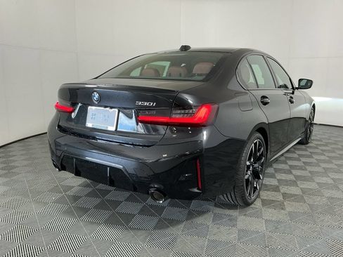 New 2026 BMW 330i Sedan w/ M Sport Package RWD image 5