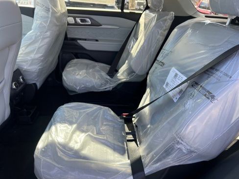 New 2026 Ford Explorer Platinum w/ LUX Leather Package image 21