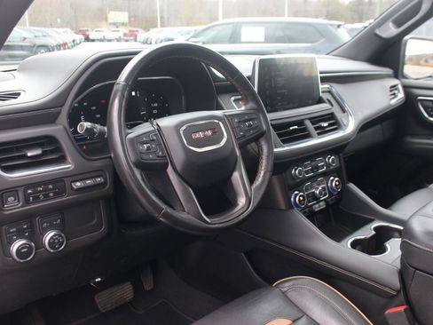Used 2023 GMC Yukon AT4 w/ AT4 Premium Package image 22