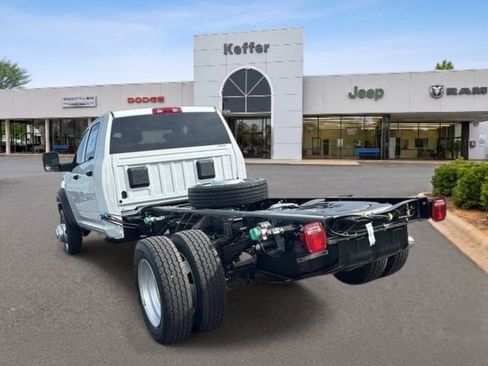 New 2026 RAM 5500 Tradesman AWD/4WD image 3
