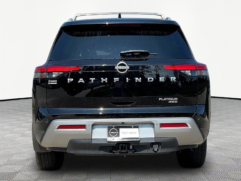 Used 2023 Nissan Pathfinder Platinum w/ Cargo Package AWD/4WD image 7
