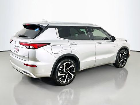 Used 2023 Mitsubishi Outlander SEL image 22