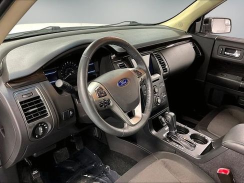 Used 2019 Ford Flex SEL AWD/4WD image 16