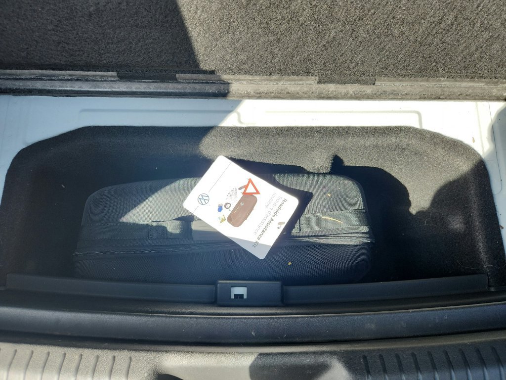 Certified 2023 Volkswagen ID.4 Pro AWD/4WD image 30
