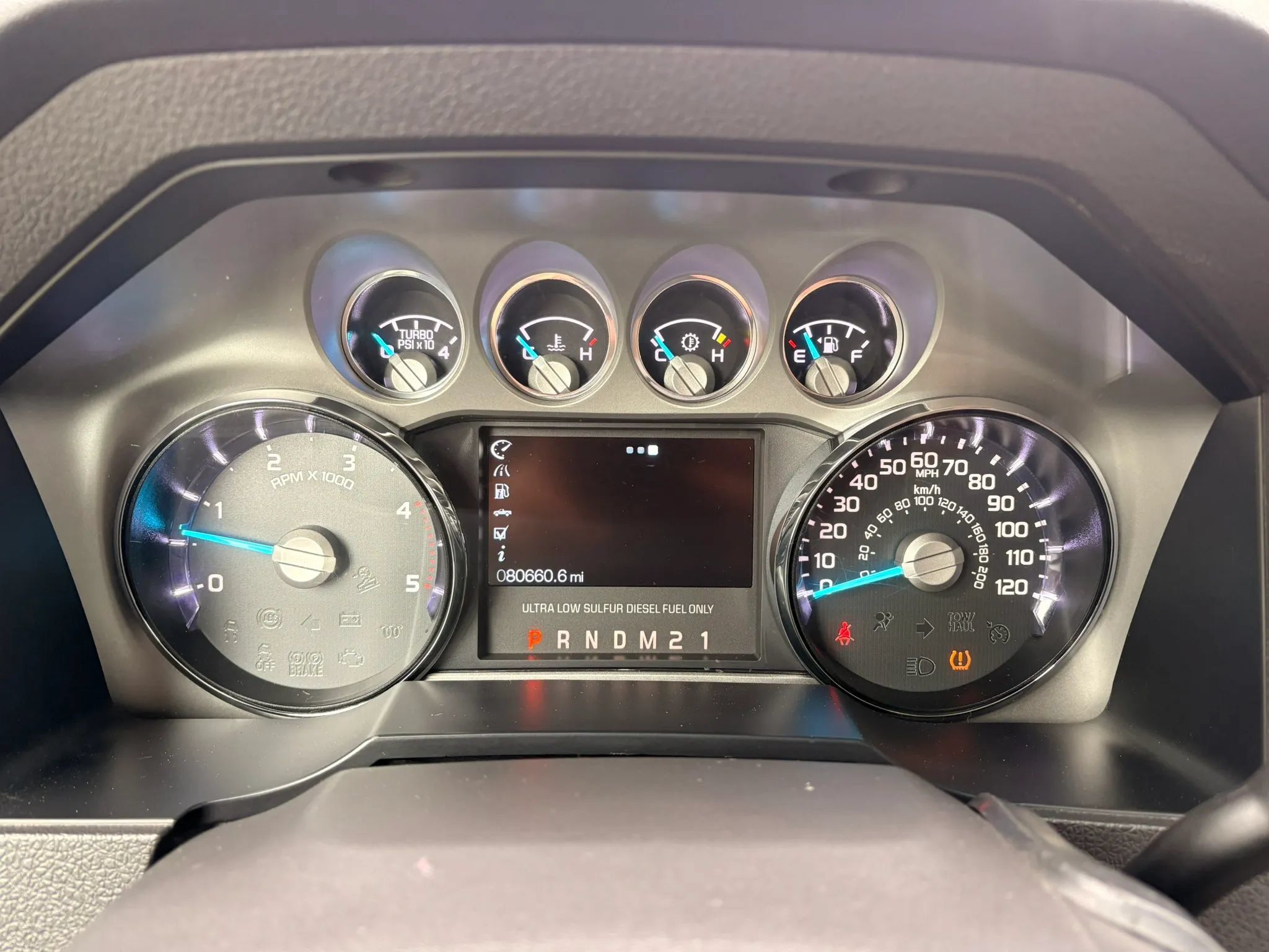 Used 2015 Ford F350 Platinum w/ Platinum Package AWD/4WD image 22