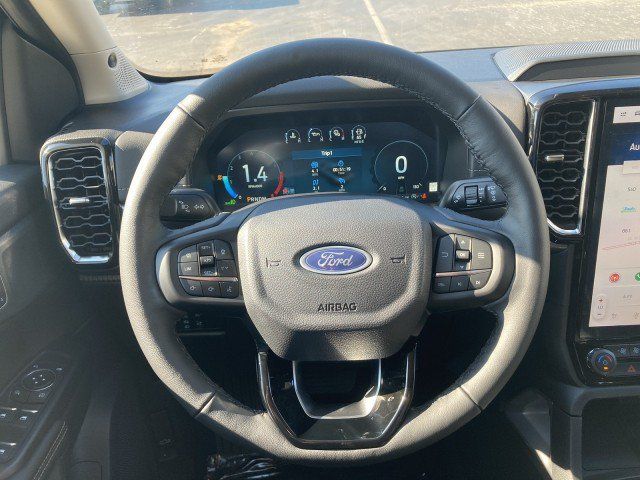 New 2026 Ford Ranger Lariat w/ Trailer Tow Package AWD/4WD image 17