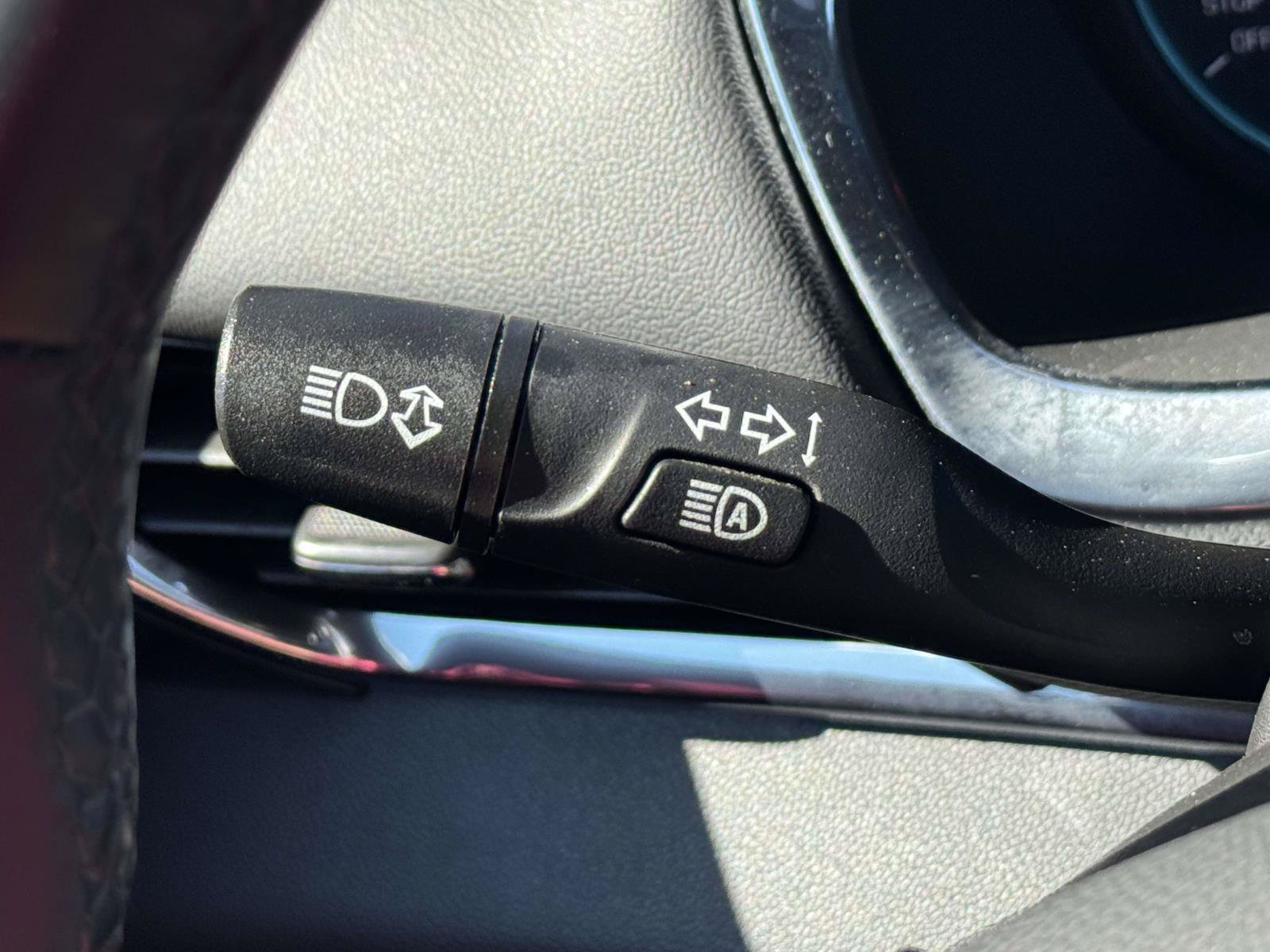 Used 2023 Chevrolet Traverse RS AWD/4WD image 26