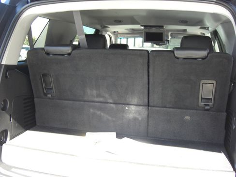 Used 2017 Chevrolet Tahoe LT image 14