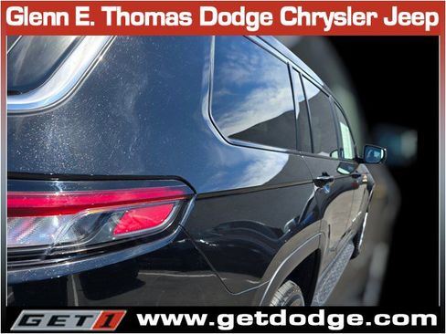 Certified 2023 Jeep Grand Cherokee L Laredo w/ Luxury Tech Group I AWD/4WD image 12
