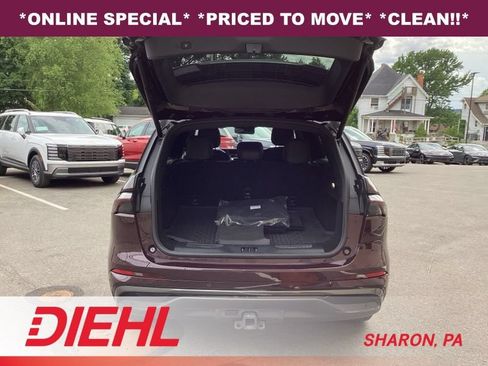 Used 2024 Lincoln Nautilus Premier w/ Jet Appearance Package AWD/4WD image 11