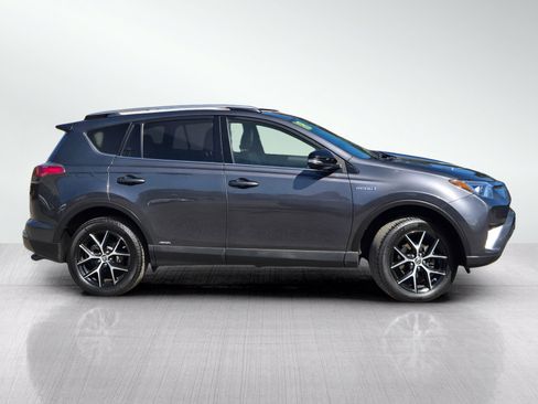 Used 2018 Toyota RAV4 SE w/ Advanced Technology Package AWD/4WD image 3
