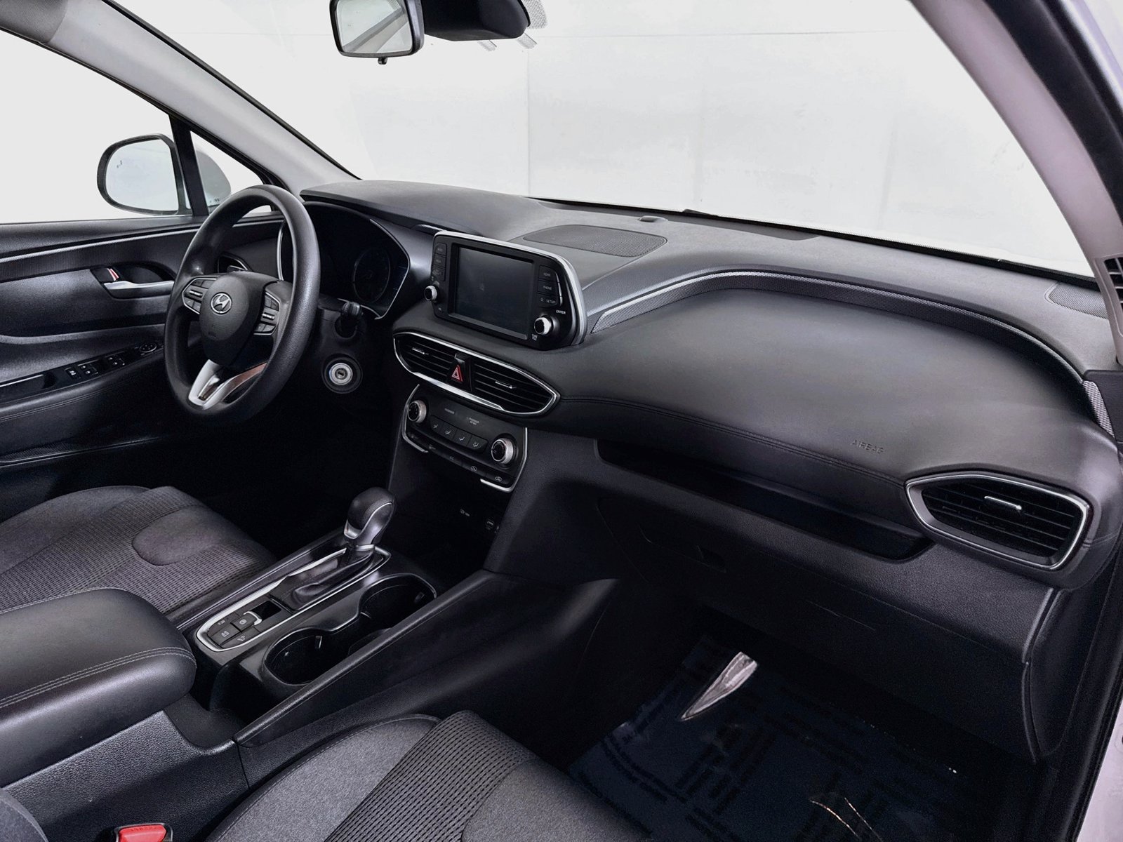 Used 2019 Hyundai Santa Fe SE AWD/4WD image 27
