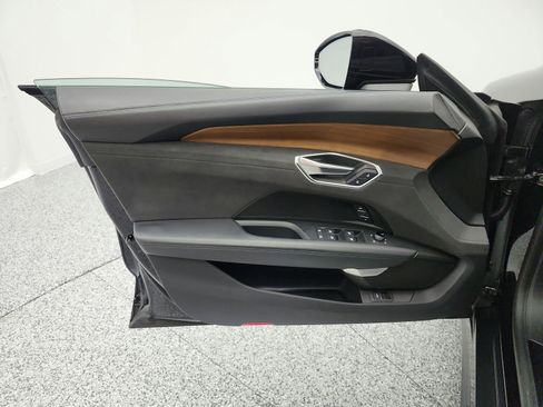Used 2023 Audi e-tron GT Premium Plus image 14